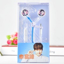 Star Yifeng Li headphone