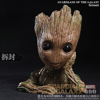 Guardians of the Galaxy Groot figure