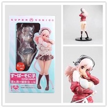 Super Sonico figure