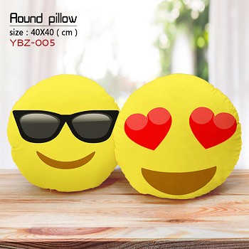 The face round pillow