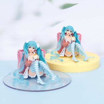 Hatsune Miku sakura anime figure