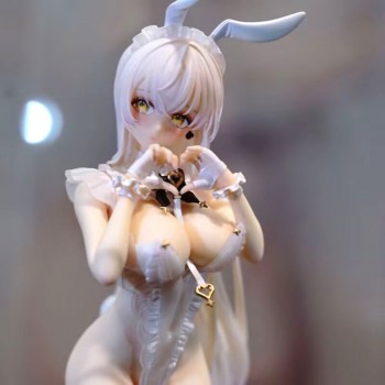 Lucile anime bunny girl figure