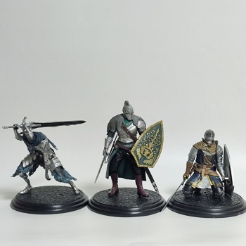 18cm DARK SOULS Faraam Knight Artorias figure(OPP bag)